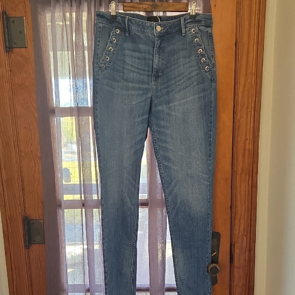 WhitehouseBlackMarket High Rise Slim Jeans Sz 14L